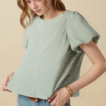 blusas e tops