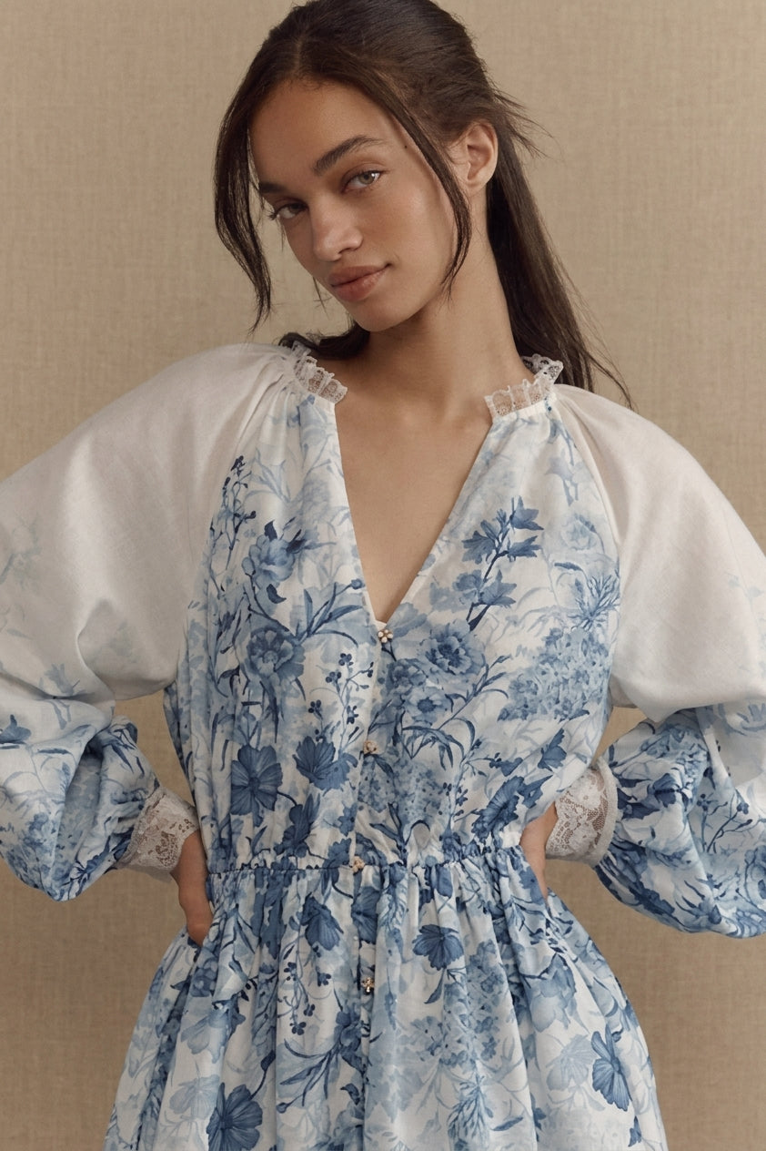 Vestido Corto Floral de Manga Abullonada
